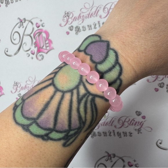 Bracelet beaded stretchy Asia circle dangly charms Chinese symbols pink gold - Picture 5 of 5